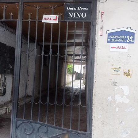 Guest House Nino Batumi Luaran gambar