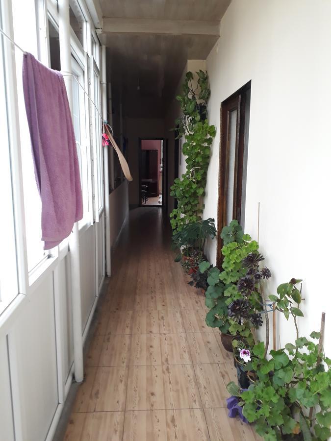 Guest House Nino Batumi Luaran gambar