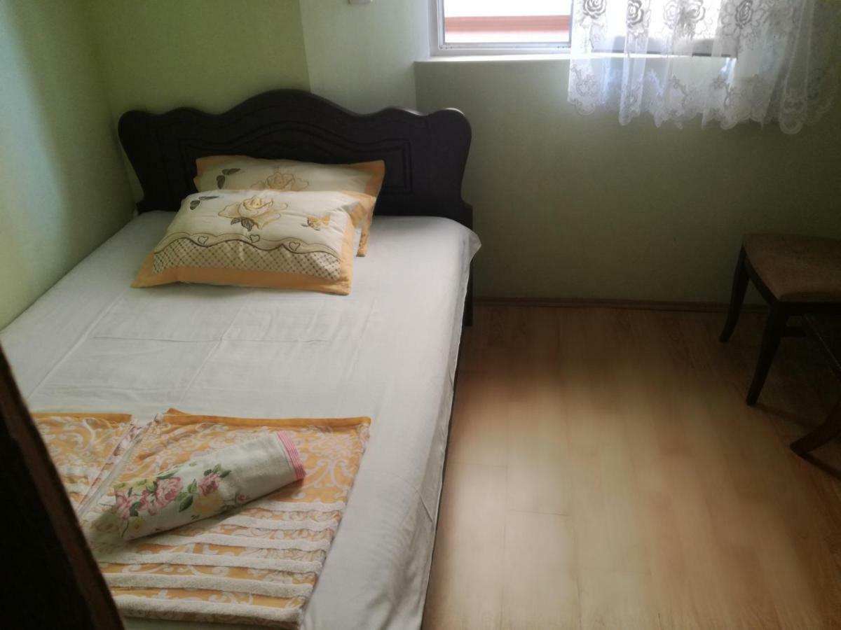 Guest House Nino Batumi Luaran gambar